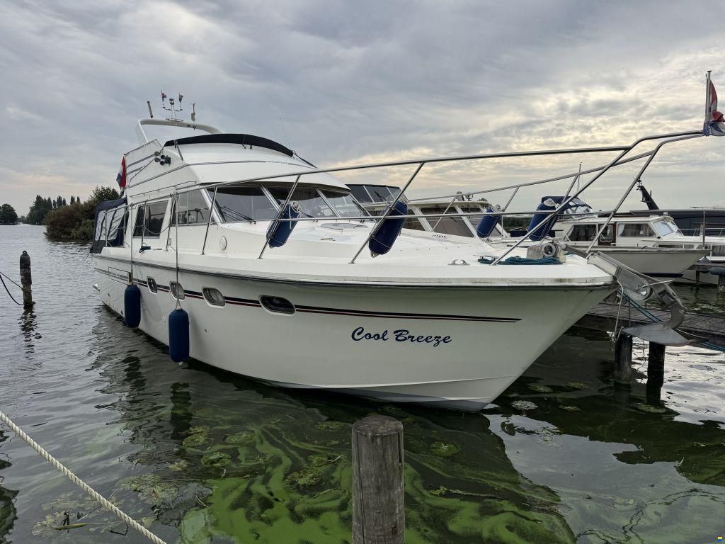 Fairline 40\r