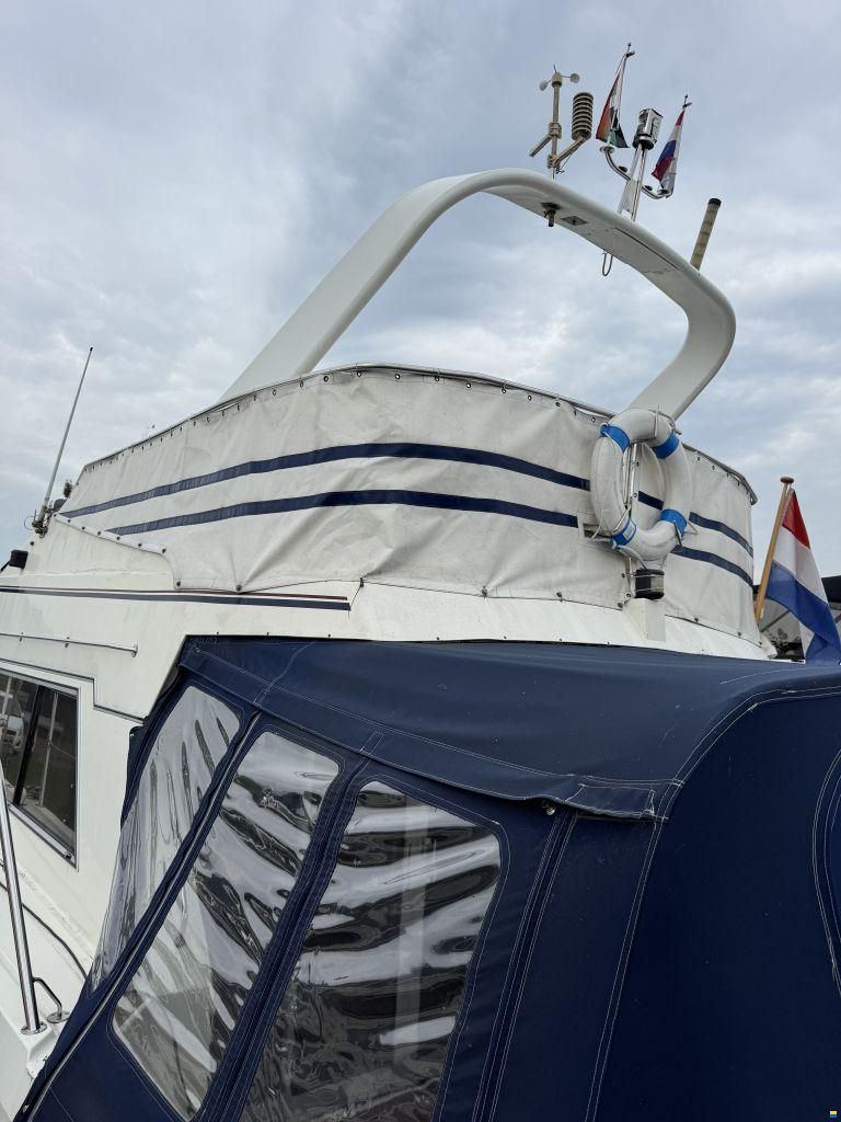 Fairline 40\r