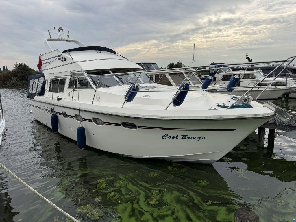 Fairline 40\r