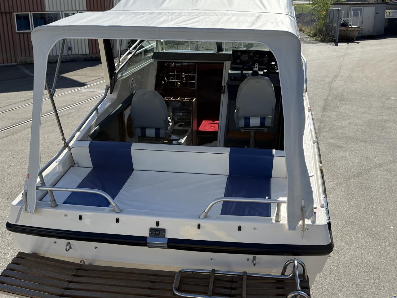 RIO 680 Cabin