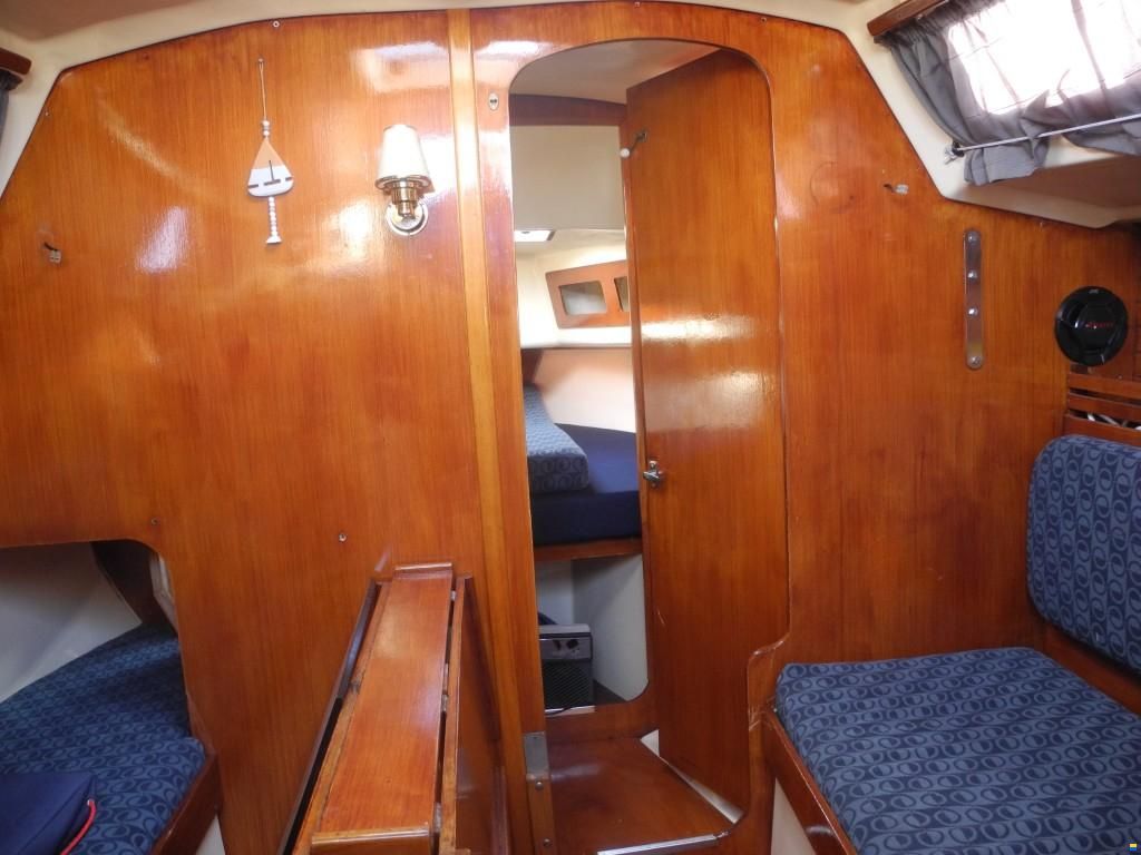 Dufour 2800