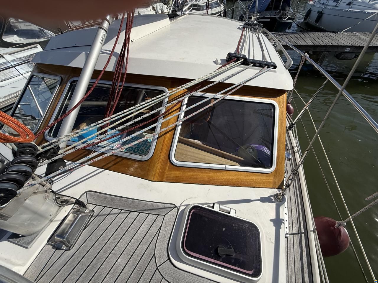 Sirius 32DS