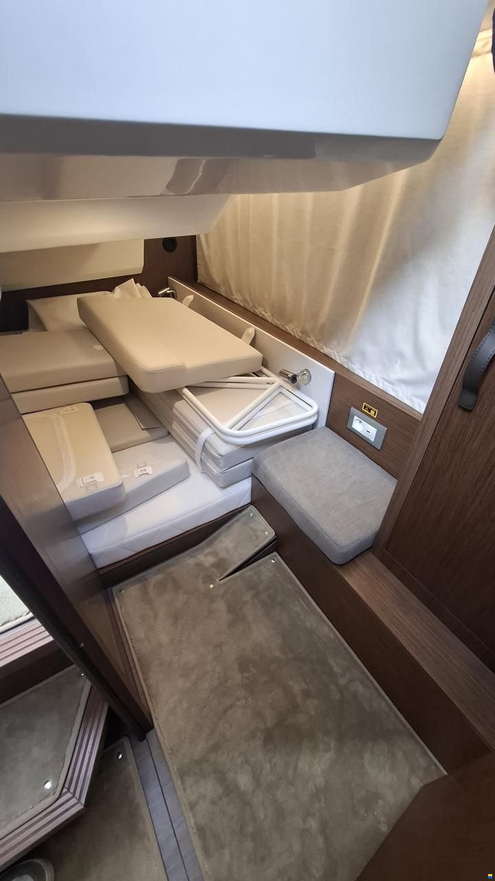 Beneteau Antares 9 V2
