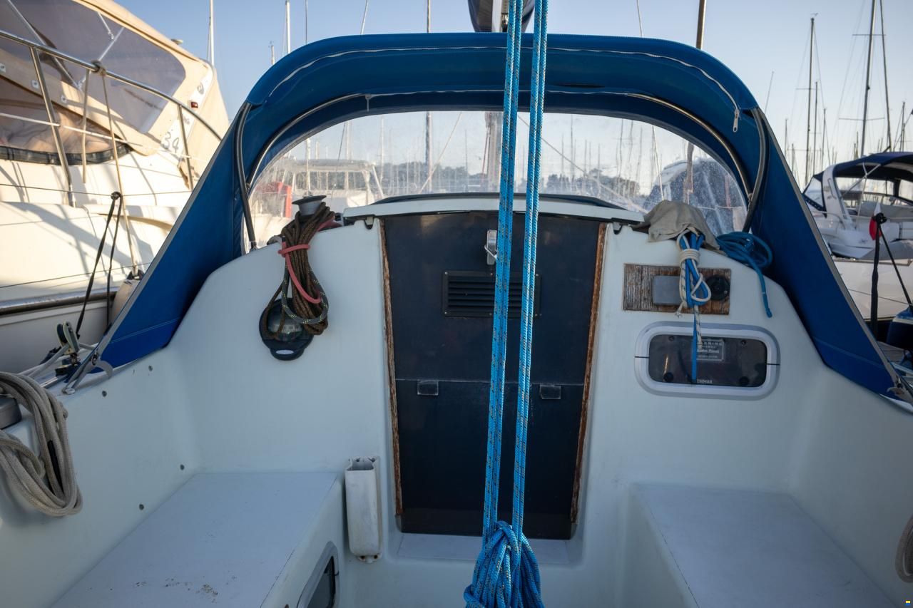 MG Yachts CONTESSA 27