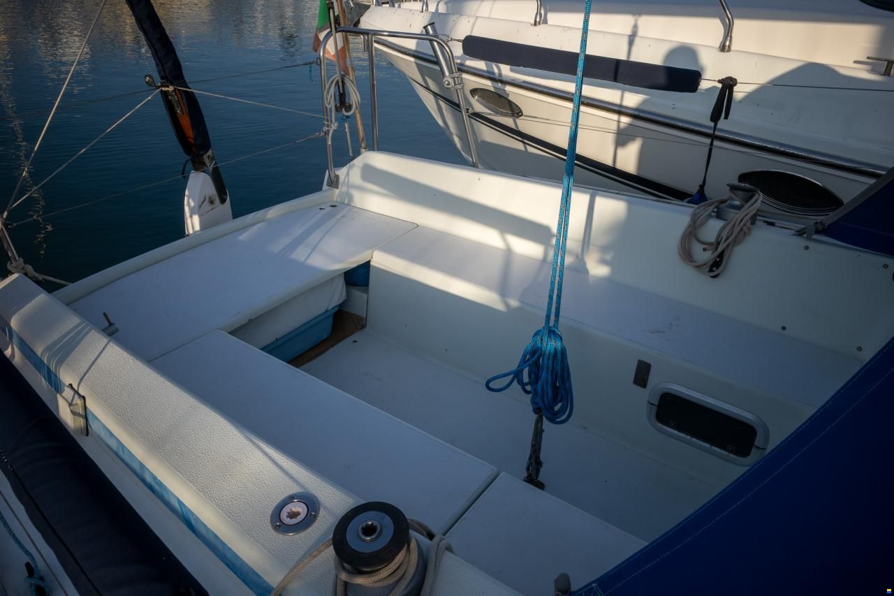 MG Yachts CONTESSA 27