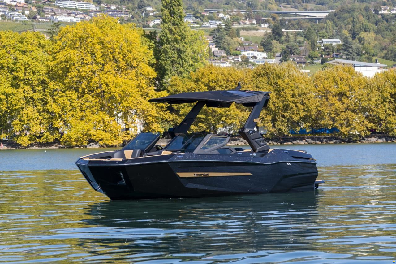 MasterCraft X23 2027 | black | 75h