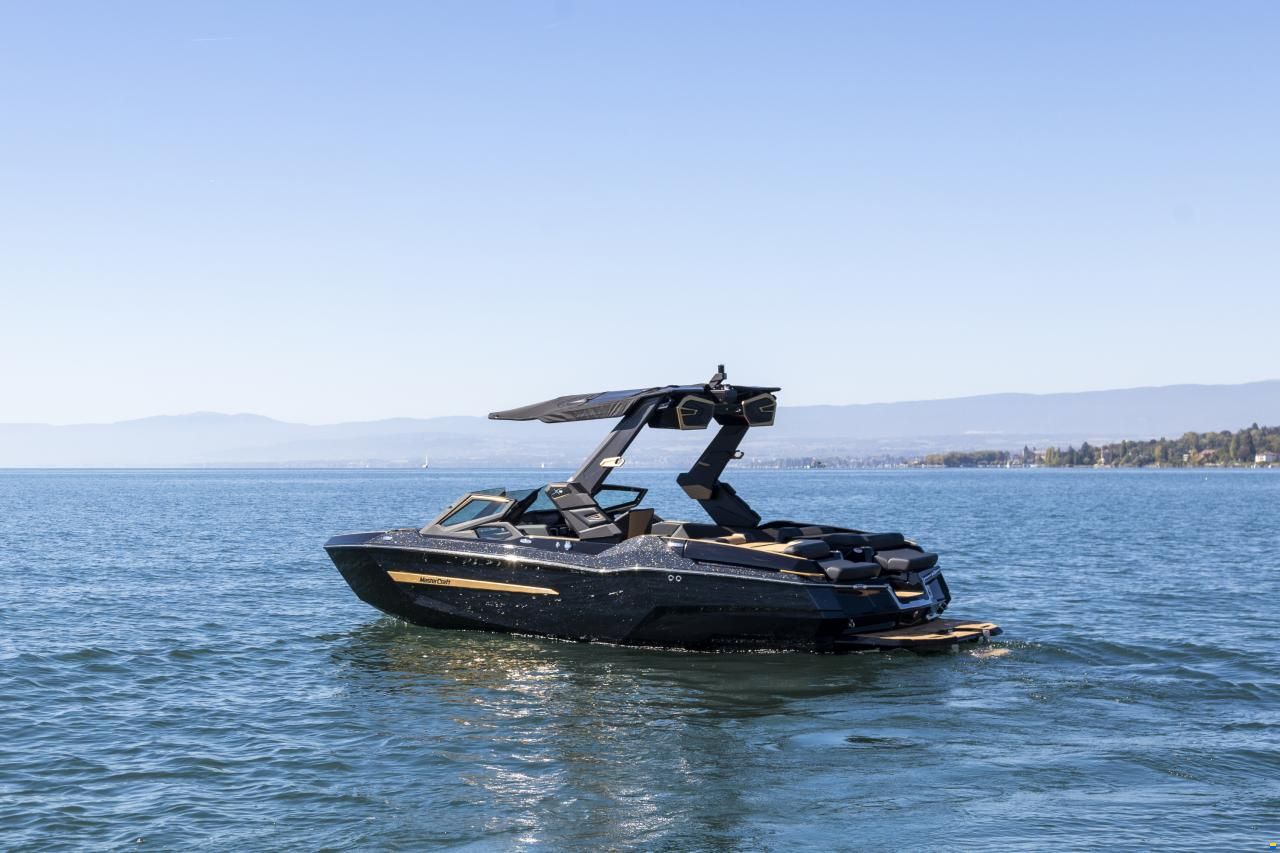 MasterCraft X23 2027 | black | 75h