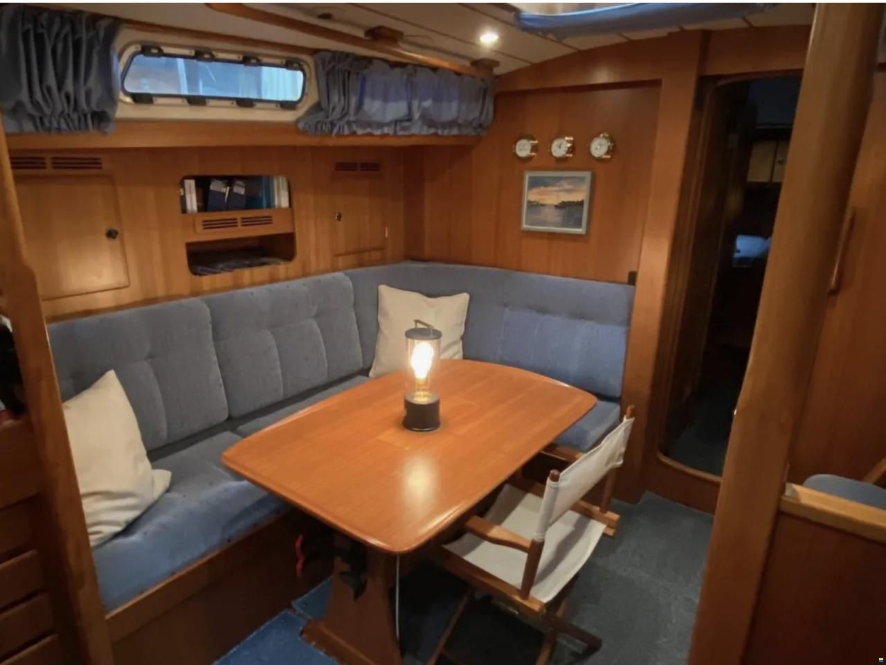 Hallberg-Rassy 42F MKII