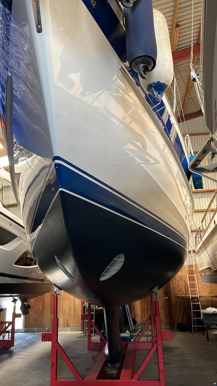 Hallberg-Rassy 42F MKII