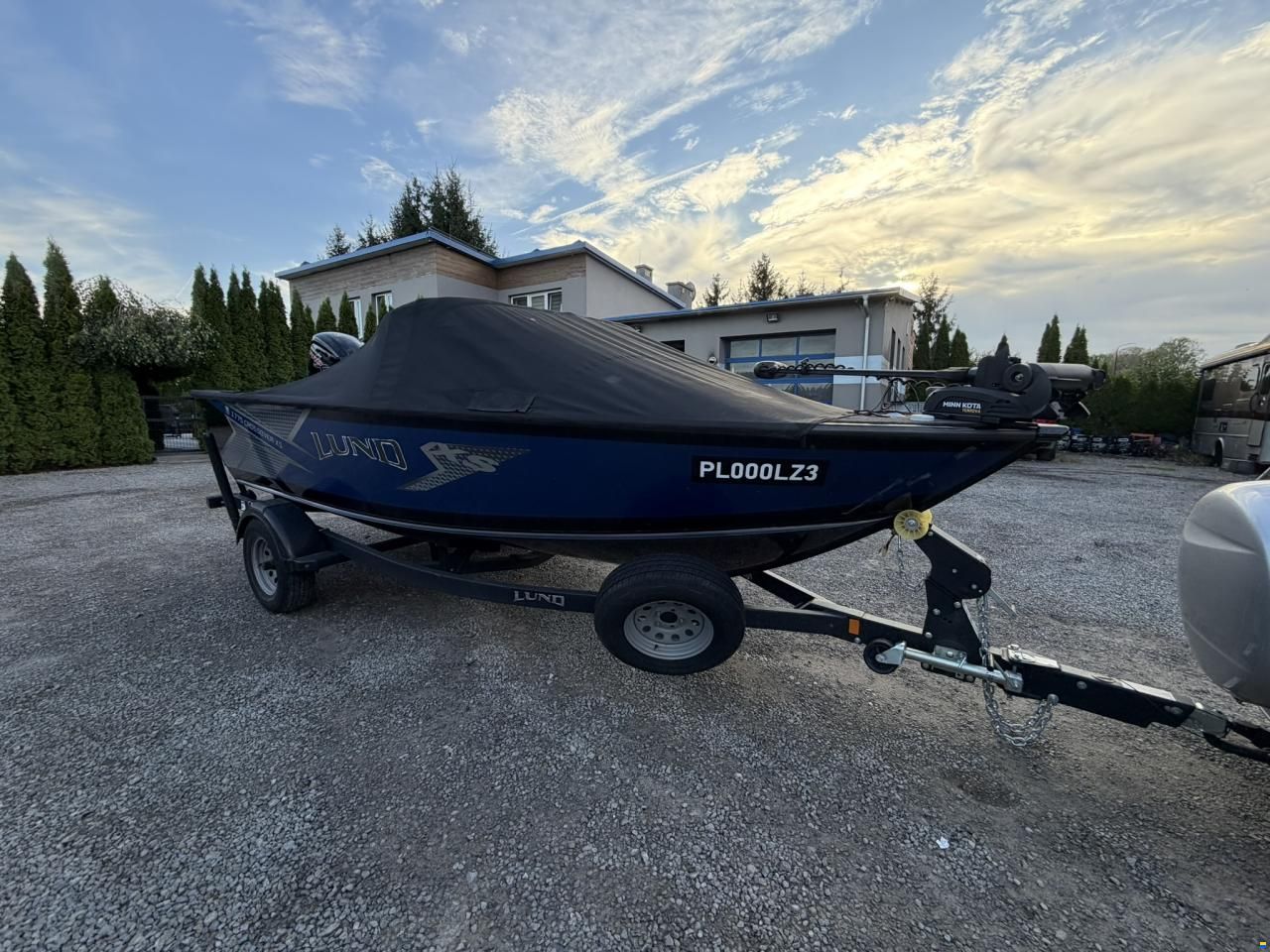 Lund 1775 Crossover XS