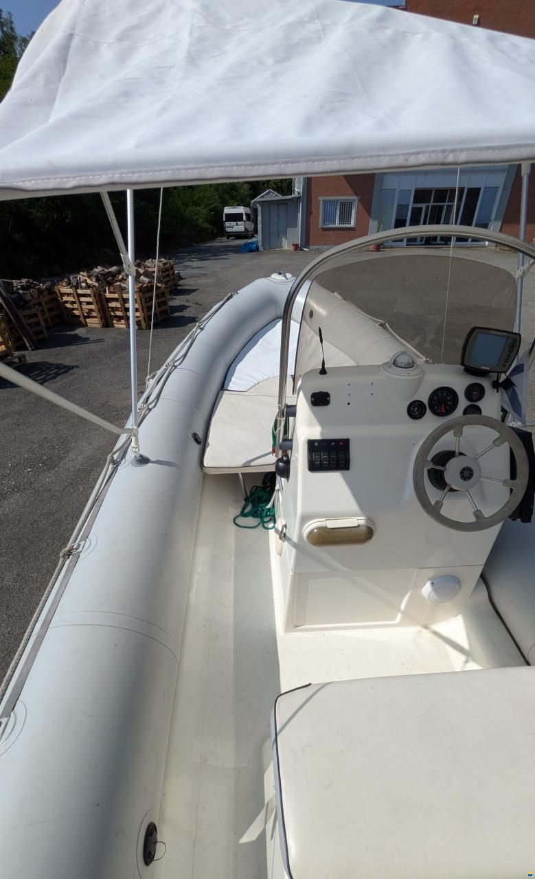 Bombard Explorer 530