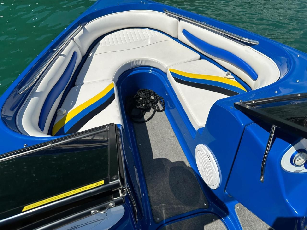 Caravelle 235