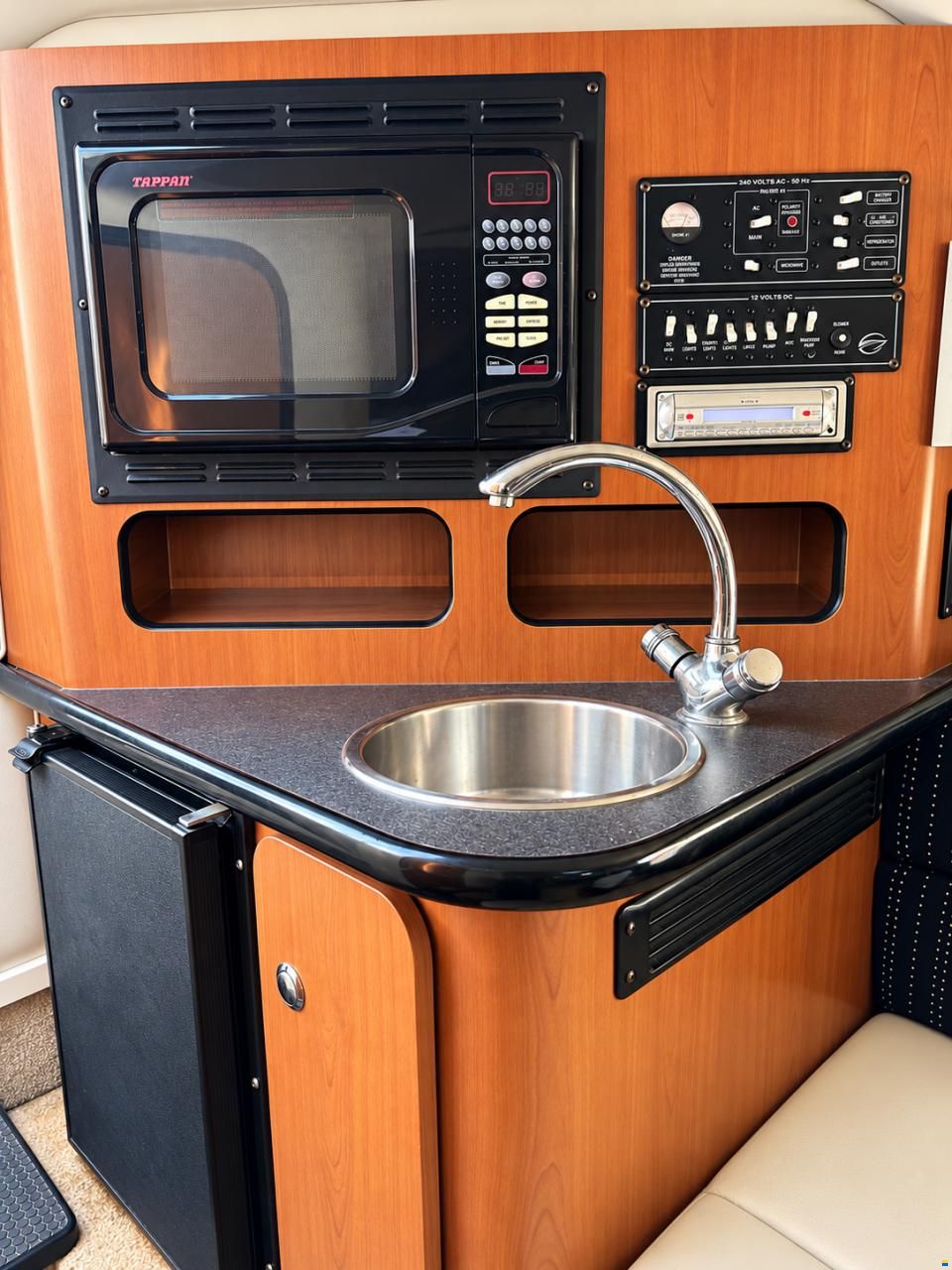 Crownline 275 CCR