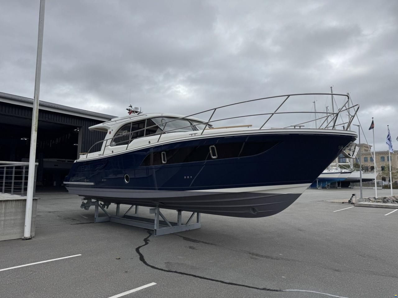 Marex 375 2017