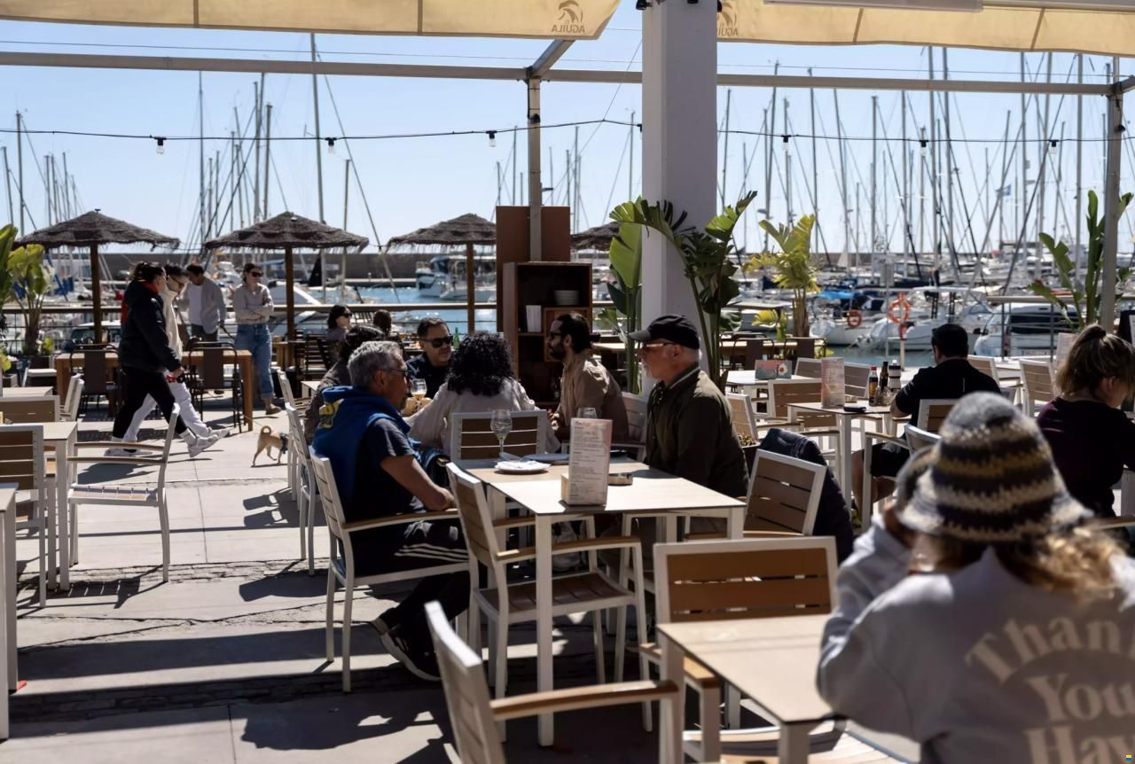 For rent / sale berth Port Ginesta