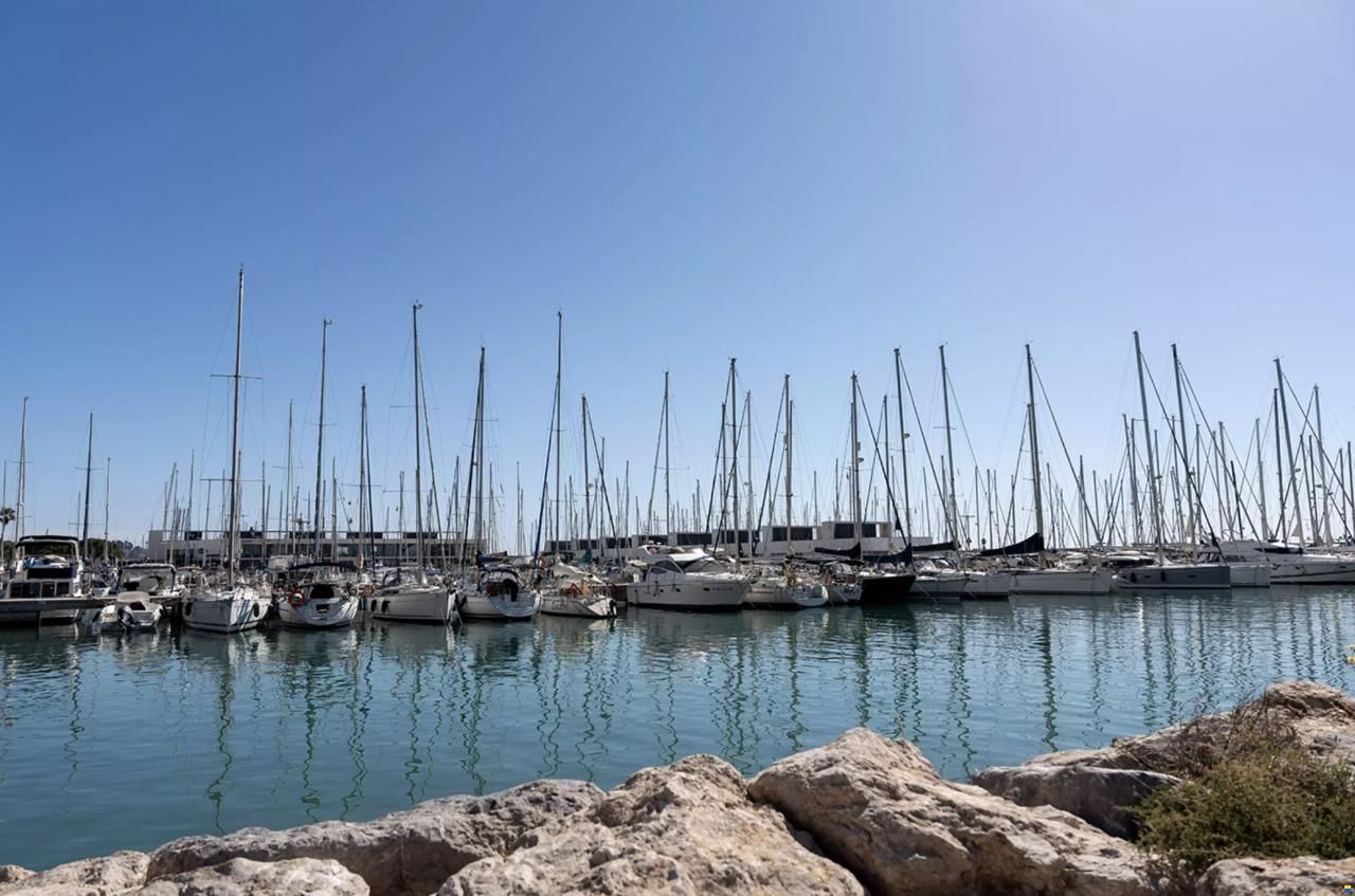 For rent / sale berth Port Ginesta