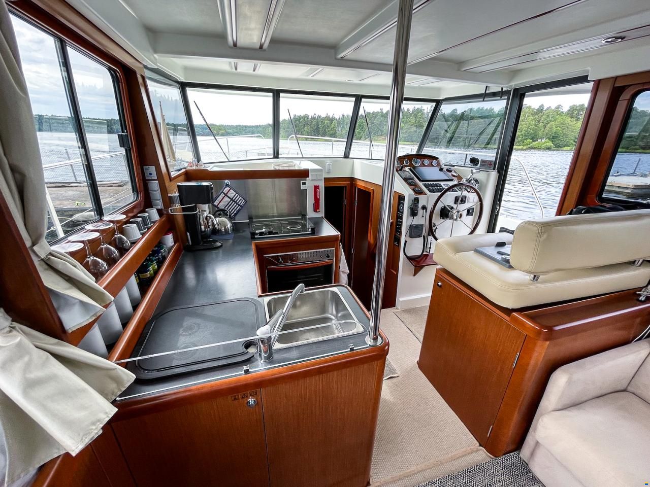 Beneteau Swift Trawler 34