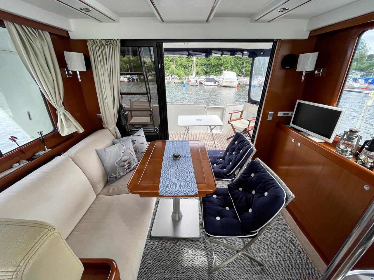 Beneteau Swift Trawler 34