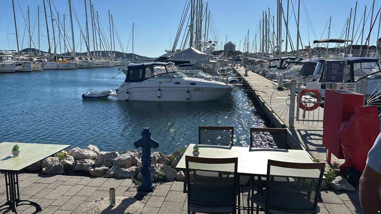 Sea Ray 260 DA Sundancer