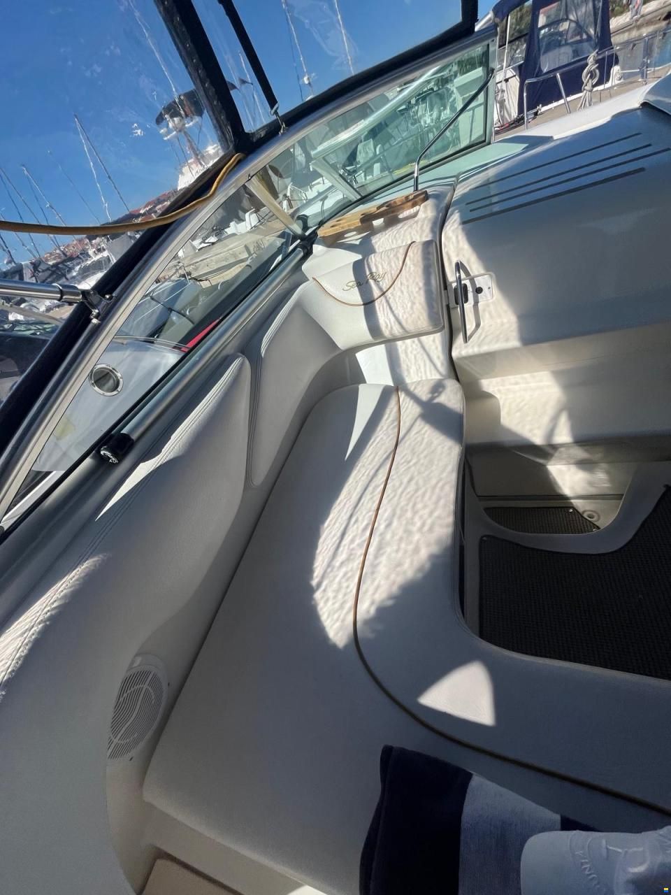 Sea Ray 260 DA Sundancer