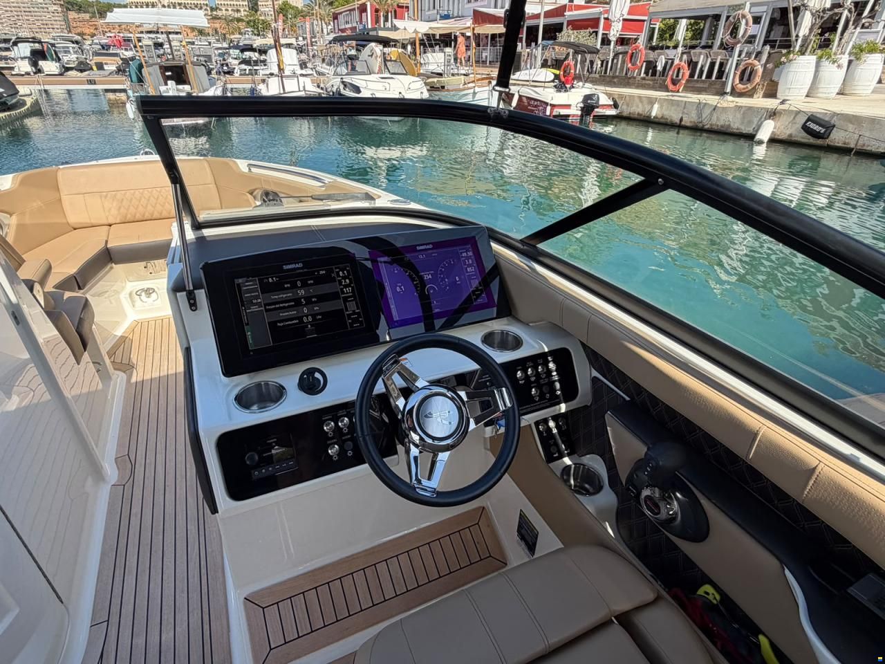 Sea Ray SLX 250