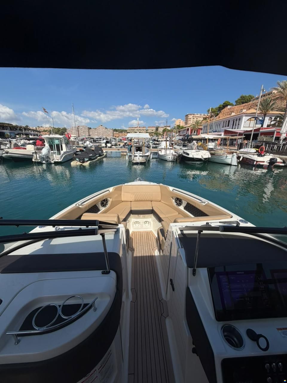 Sea Ray SLX 250