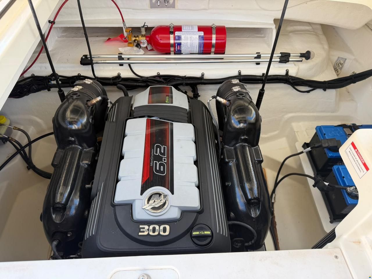 Sea Ray SLX 250