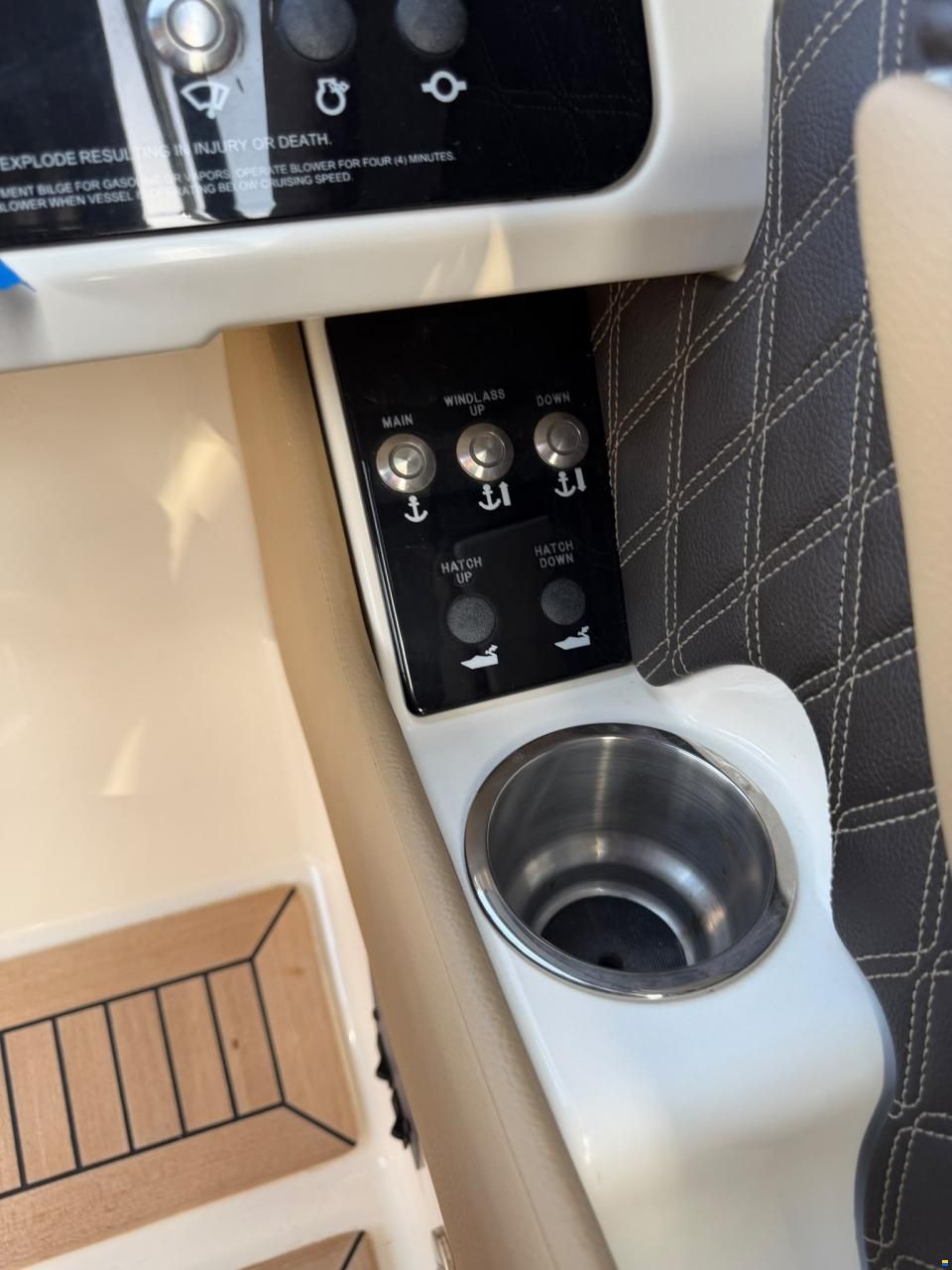 Sea Ray SLX 250