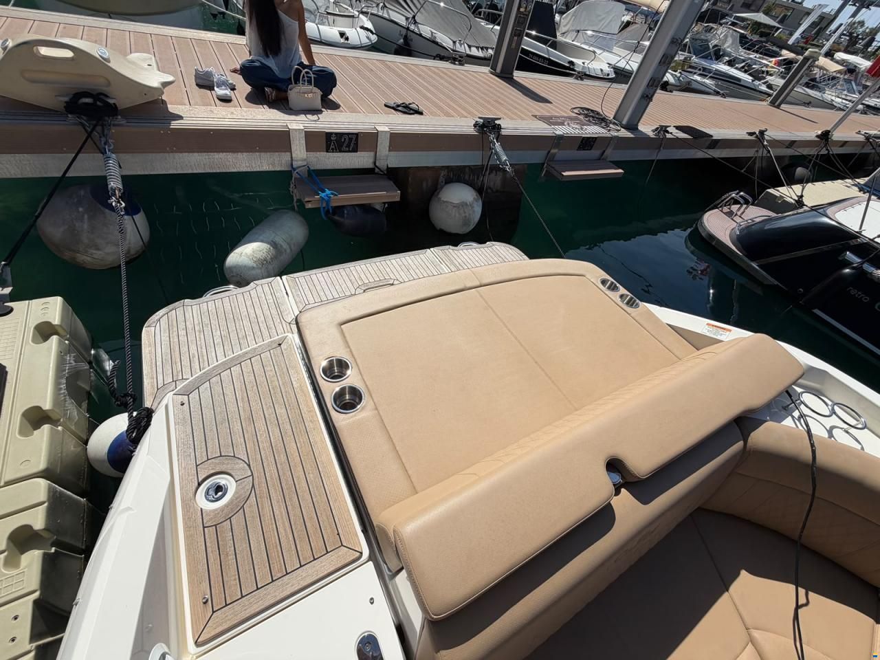 Sea Ray SLX 250