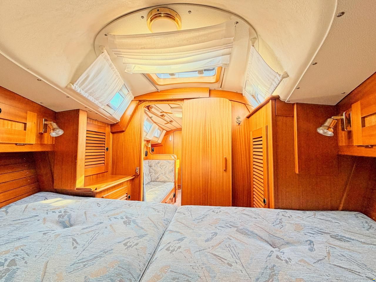 Hallberg-Rassy 34