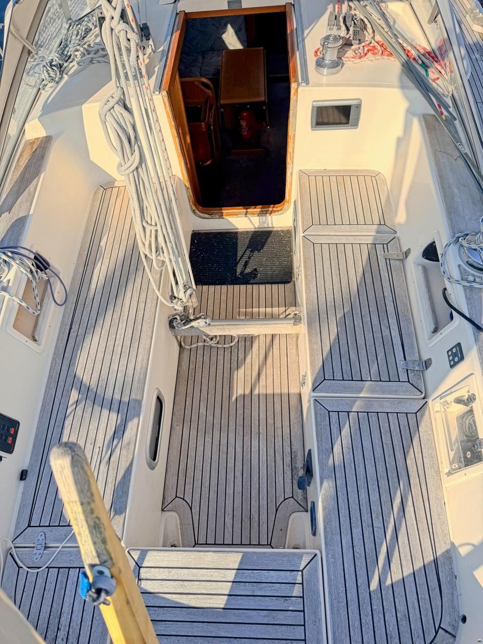 Hallberg-Rassy 34