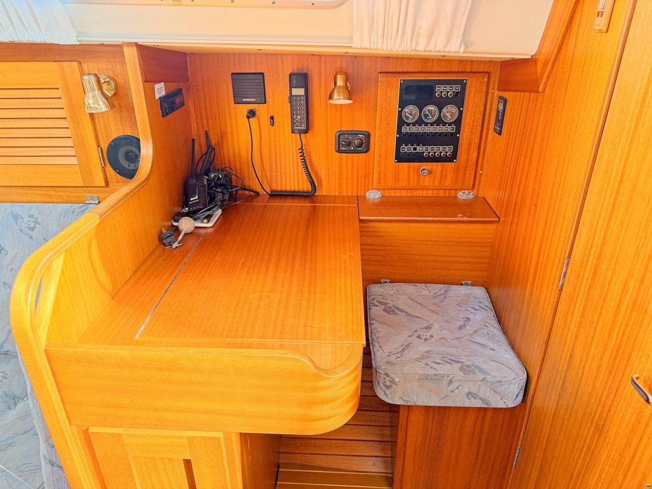 Hallberg-Rassy 34
