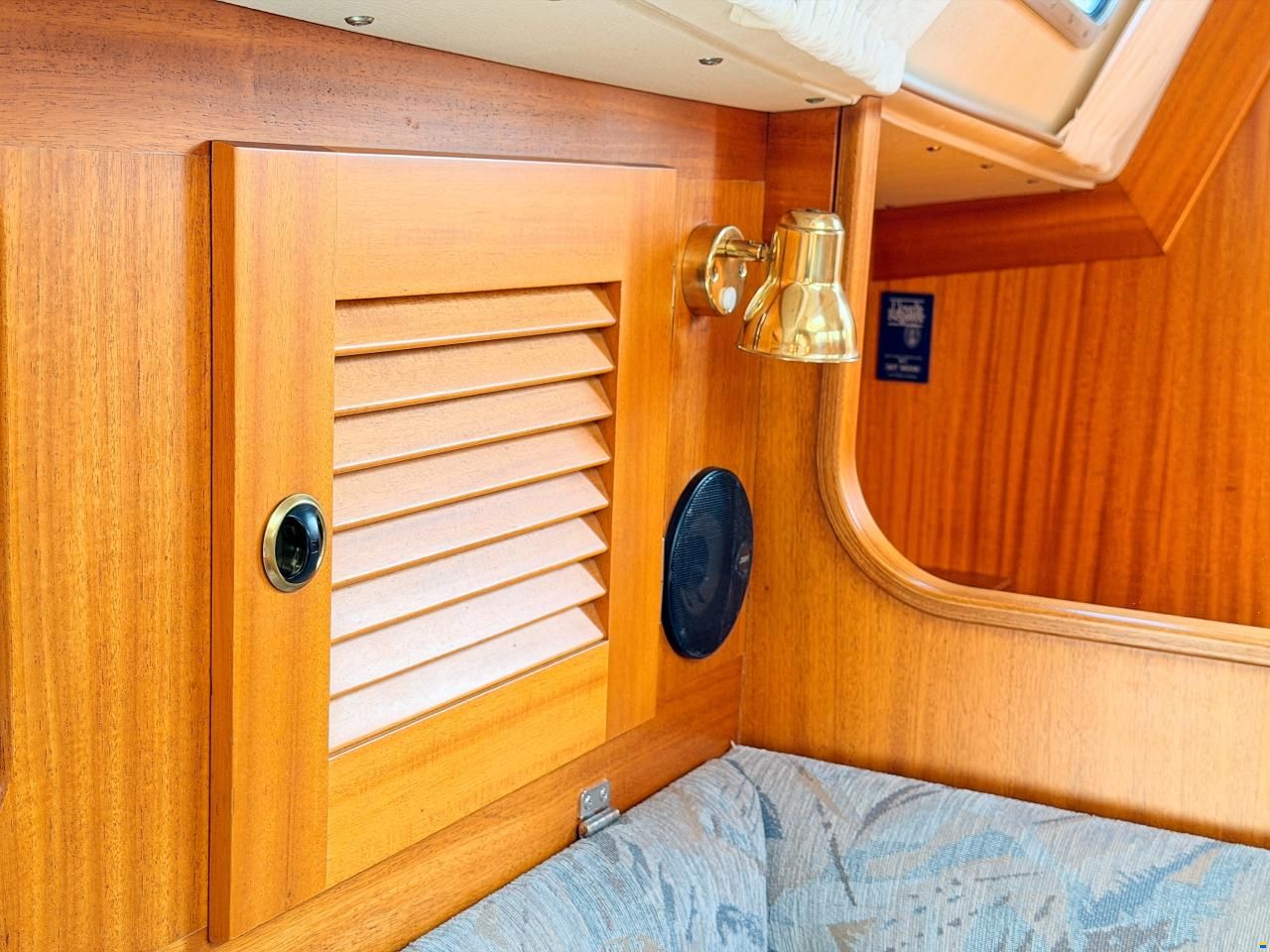 Hallberg-Rassy 34