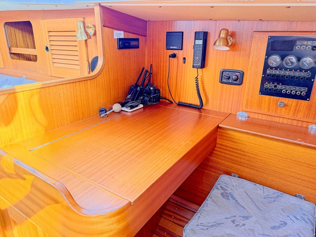 Hallberg-Rassy 34