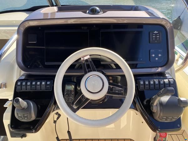 Invictus GT320