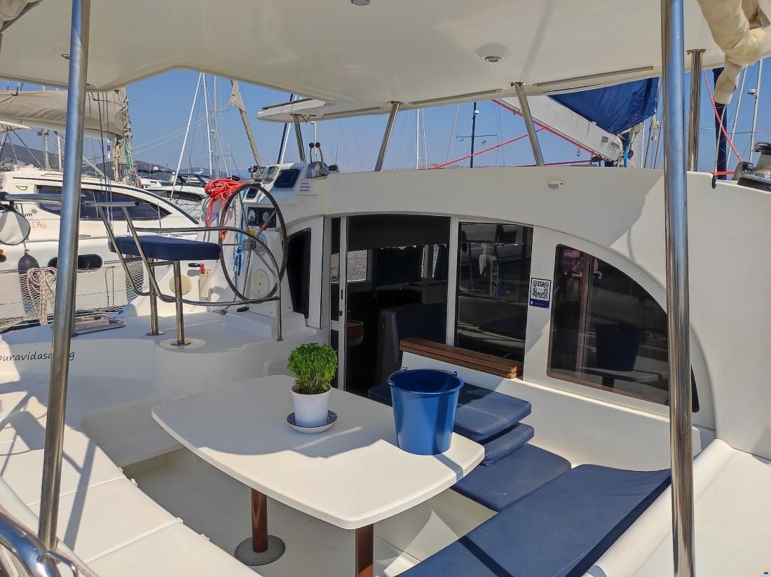 Lagoon 380 S2