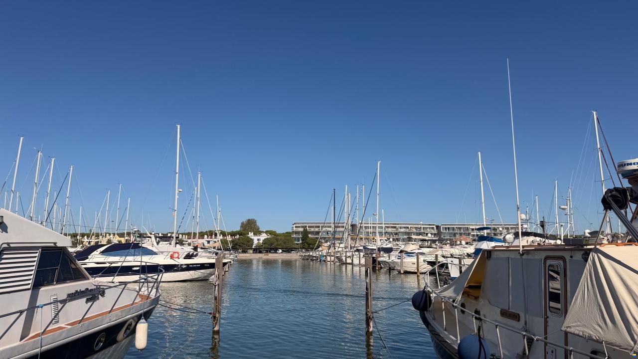 Berth 15m x 5m Aprillia Marittima