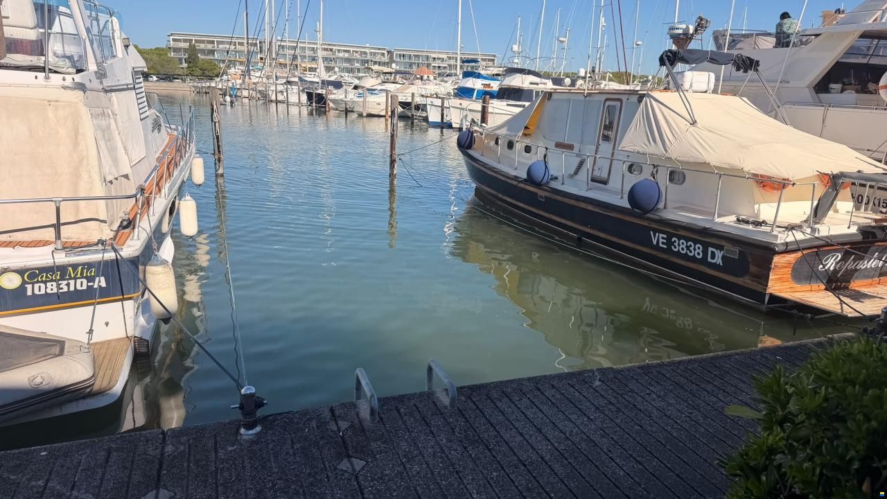 Berth 15m x 5m Aprillia Marittima