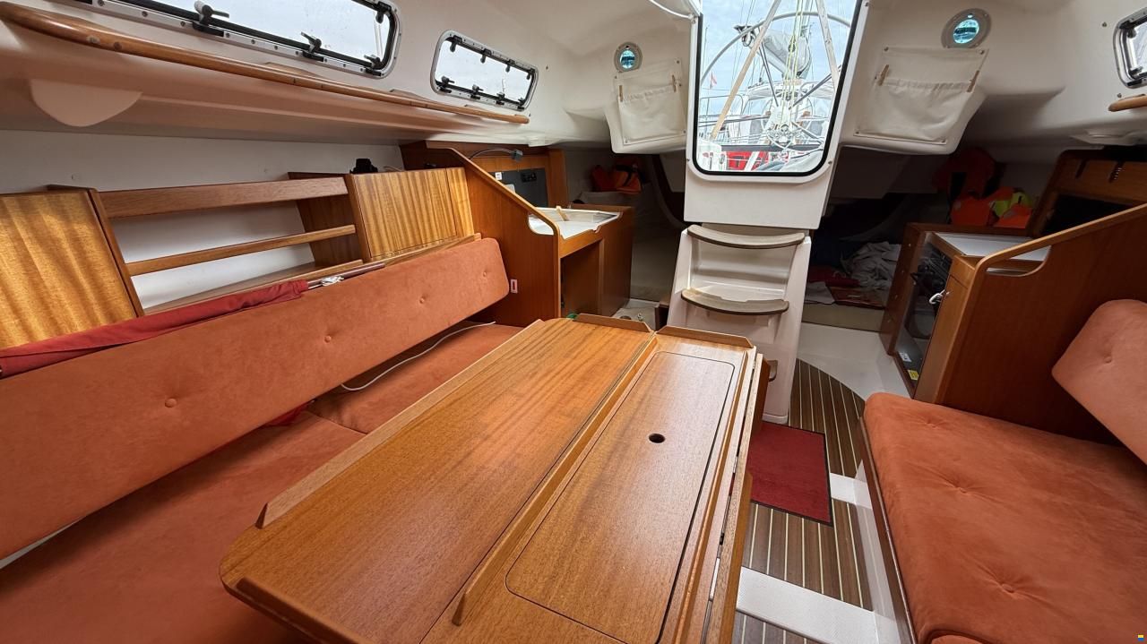 X-Yachts X-35