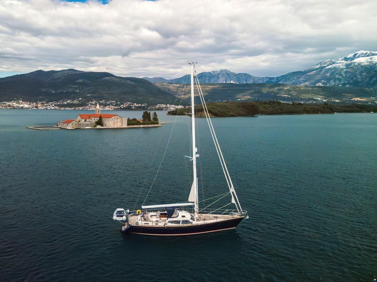 Discovery Yachts 55
