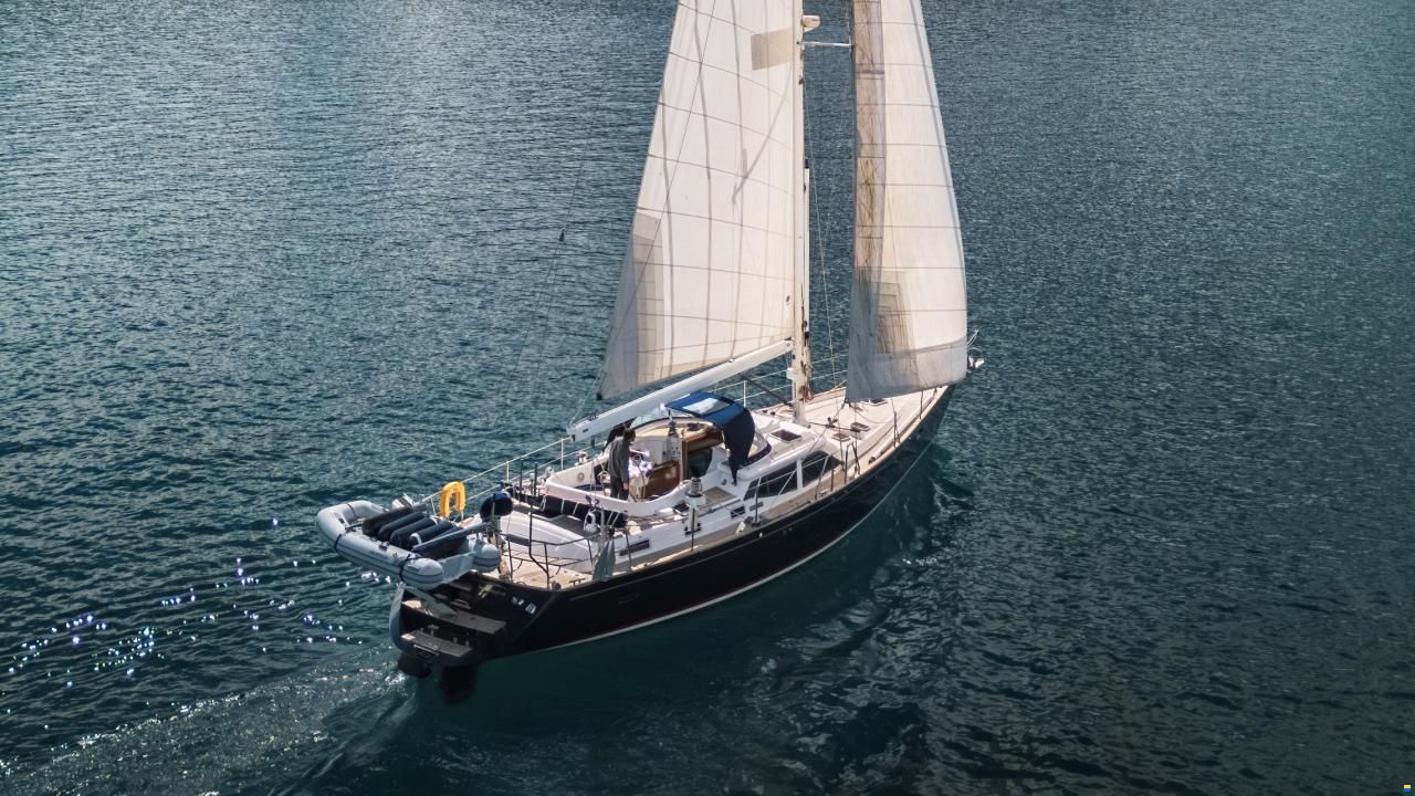 Discovery Yachts 55