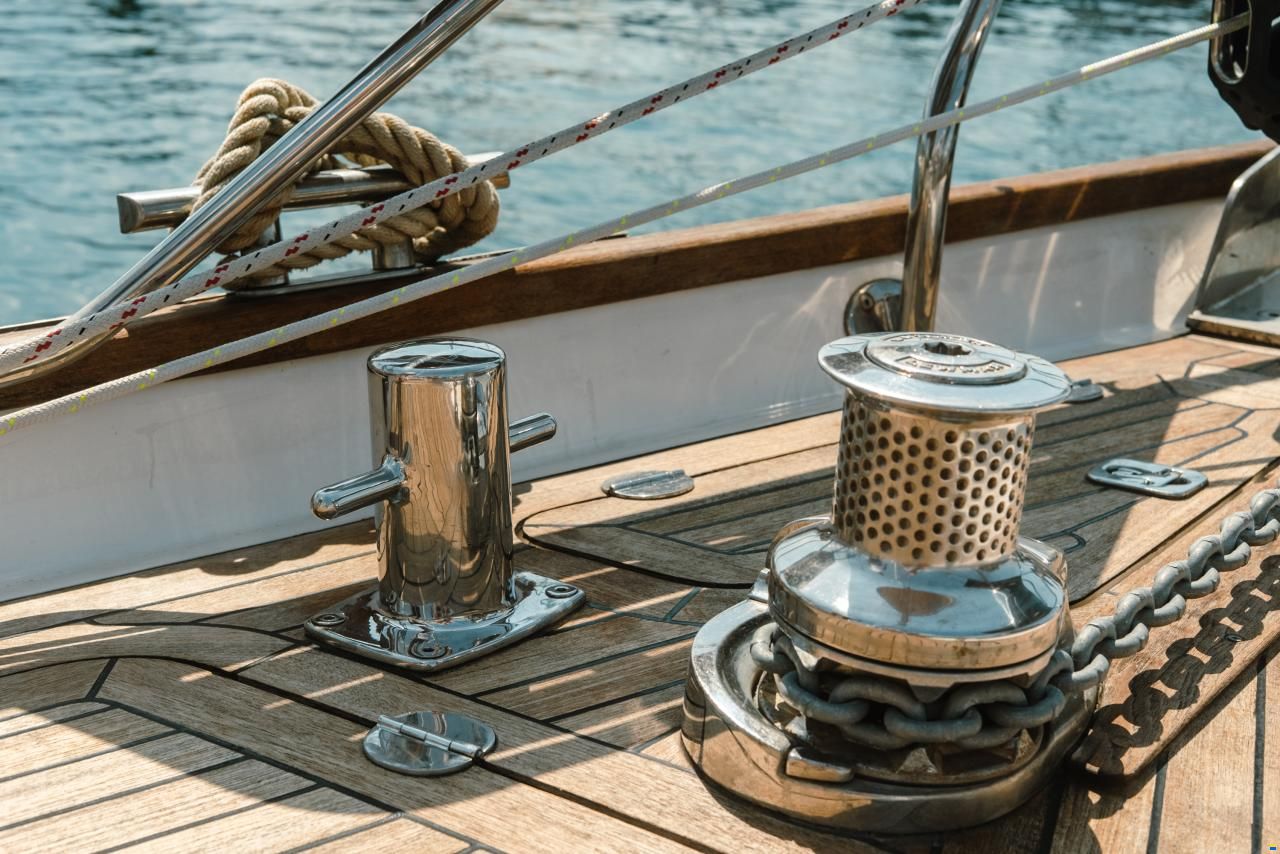 Discovery Yachts 55