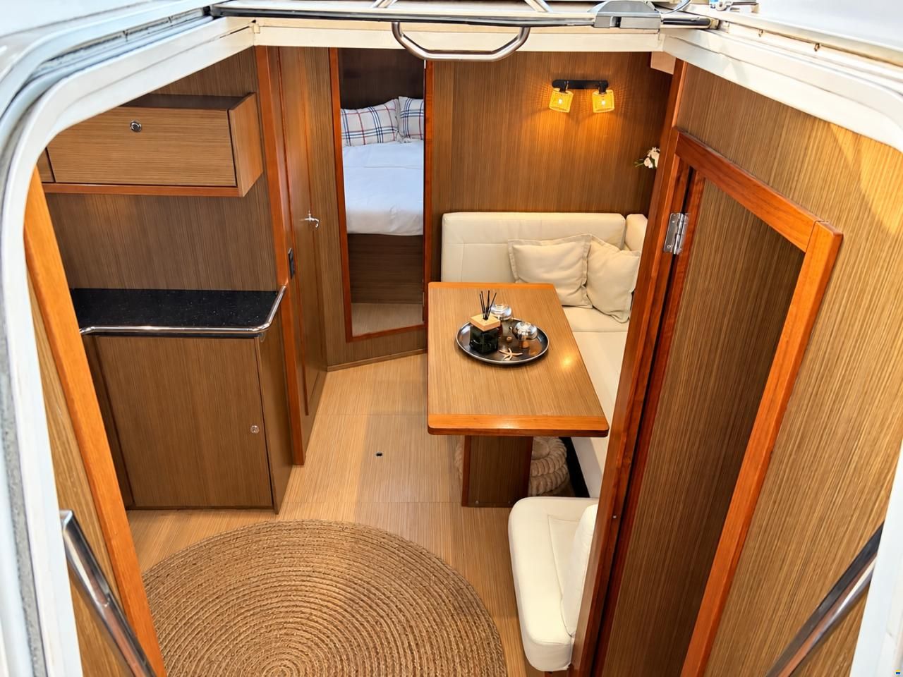Bavaria Deep Blue 46