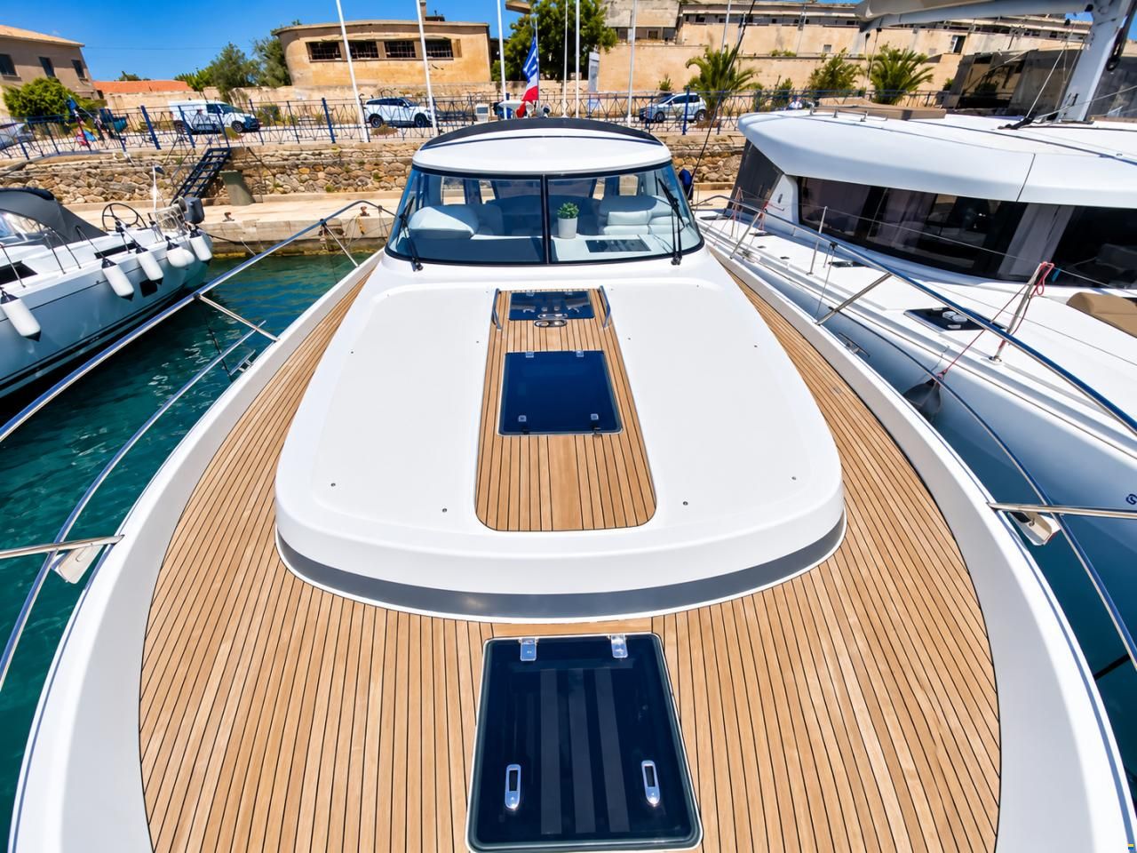 Bavaria Deep Blue 46
