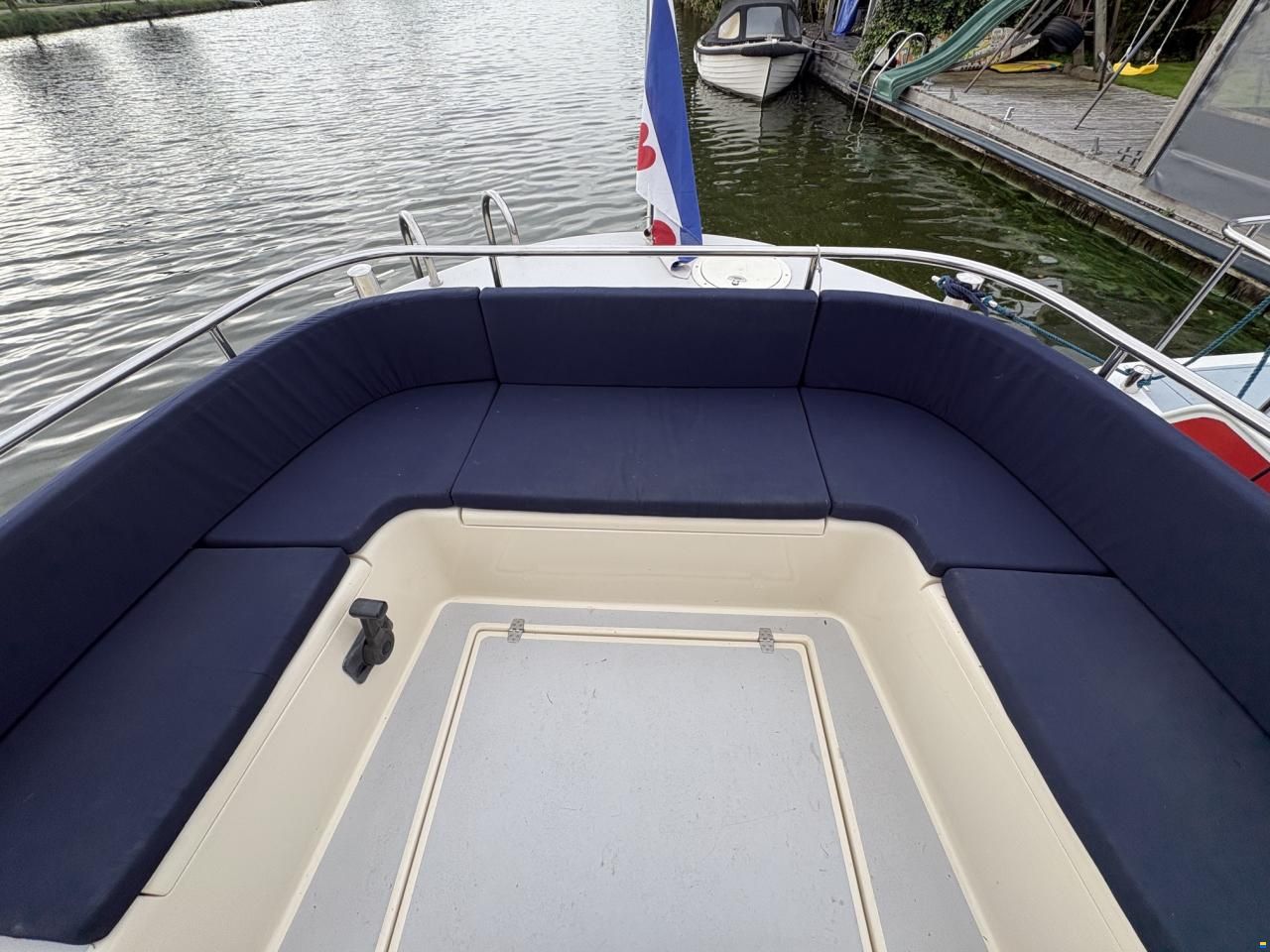 Kent 28 -Cantia 28 Cabin Cruiser
