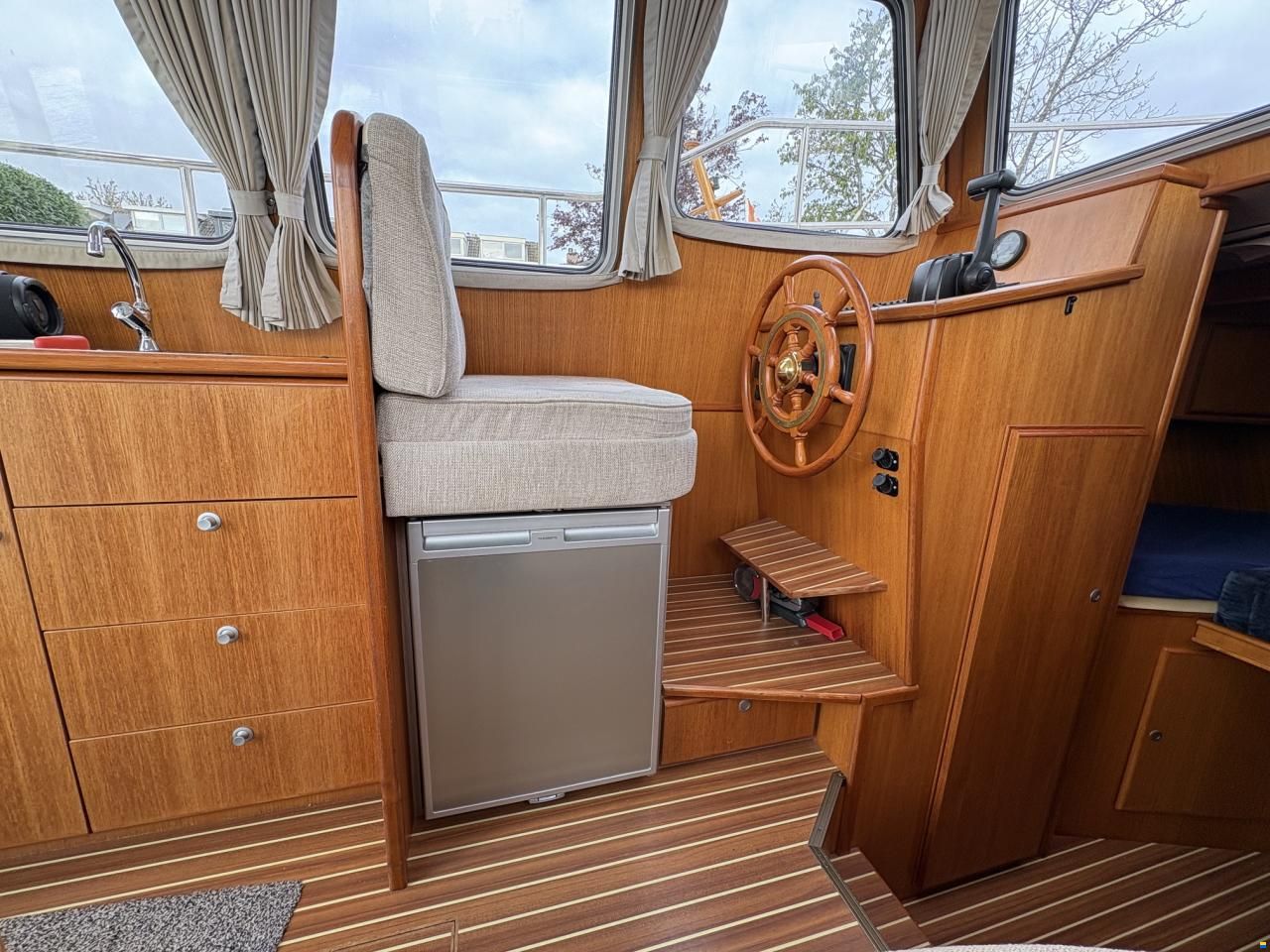 Kent 28 -Cantia 28 Cabin Cruiser