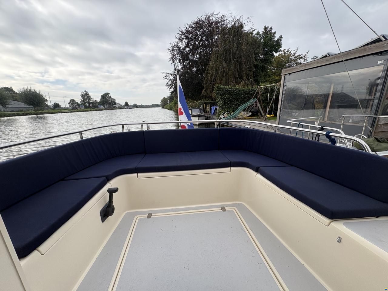 Kent 28 -Cantia 28 Cabin Cruiser