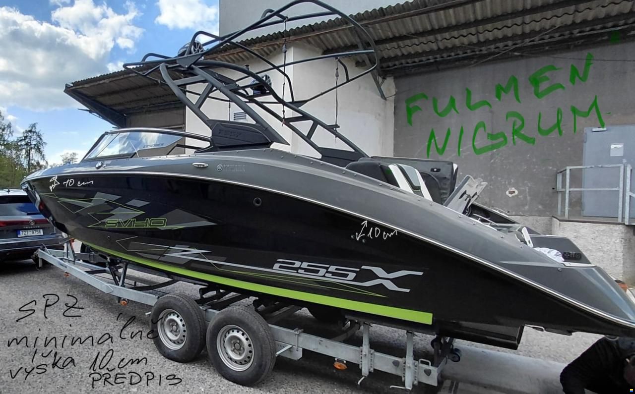 Yamaha WaveRunner 255 XE