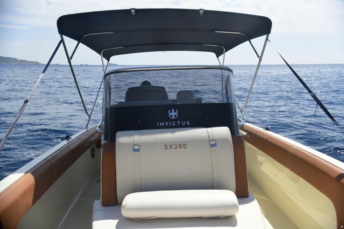 Invictus 280 SX Exclusive
