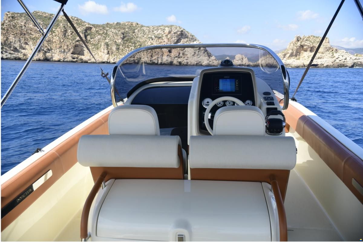 Invictus 280 SX Exclusive